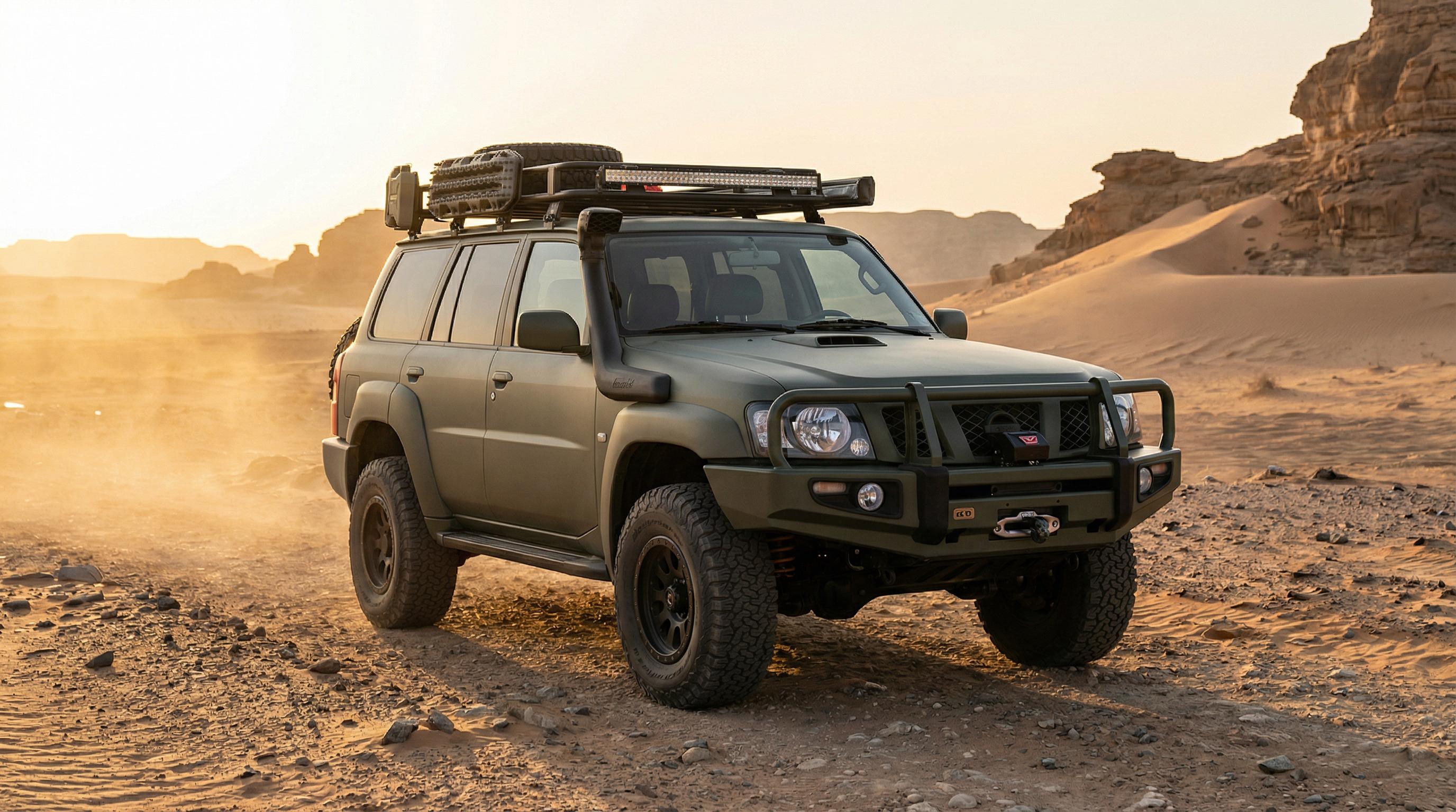 黑料越野车沙漠穿越改装视频